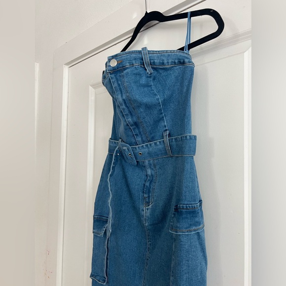 Denim Halter Maxi Dress 🔥🔥🔥🔥🔥🔥🔥🔥🔥🔥 - Picture 5 of 6